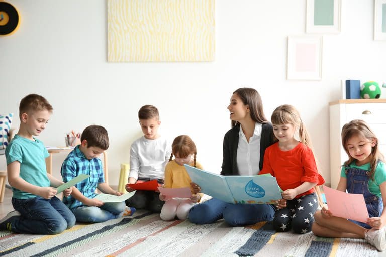 A teacher explains autism to kids